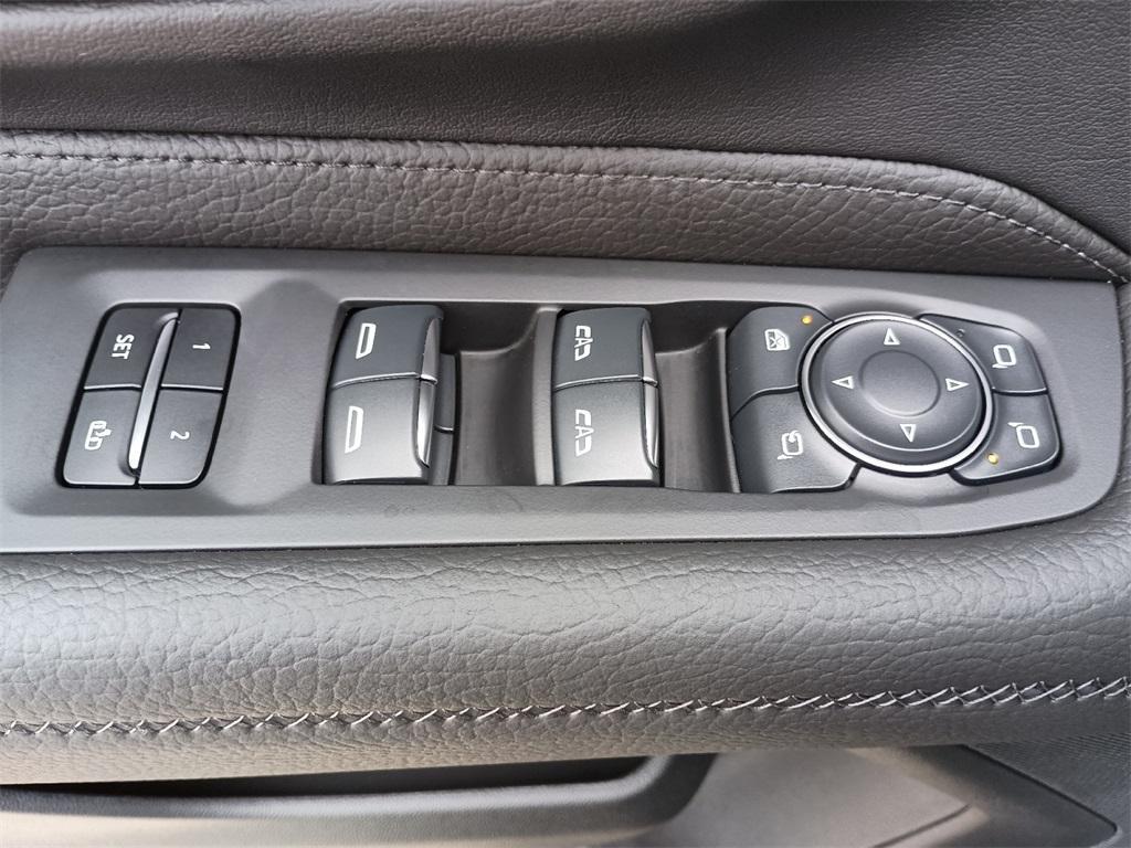 new 2024 GMC Yukon XL car, priced at $97,705