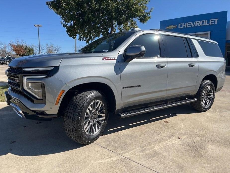 new 2025 Chevrolet Suburban car, priced at $76,230