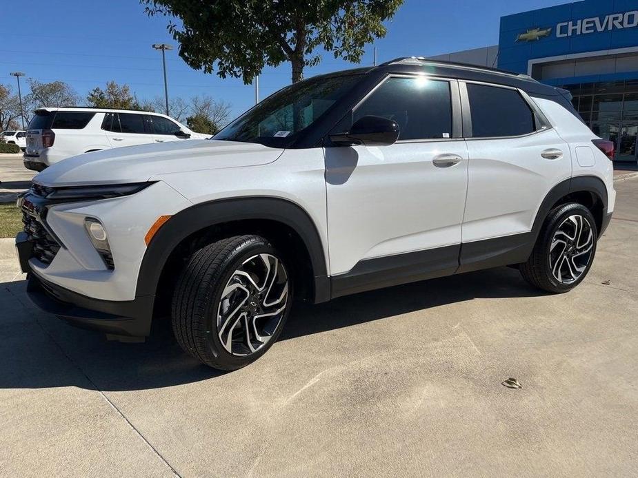 new 2025 Chevrolet TrailBlazer car, priced at $31,325