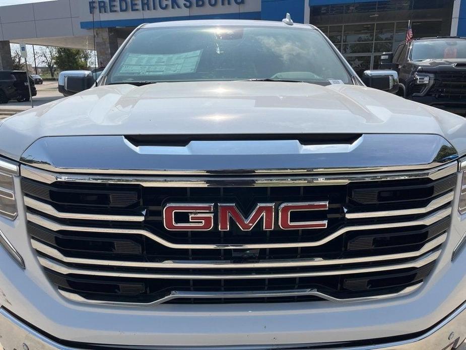 new 2024 GMC Sierra 1500 car, priced at $54,200