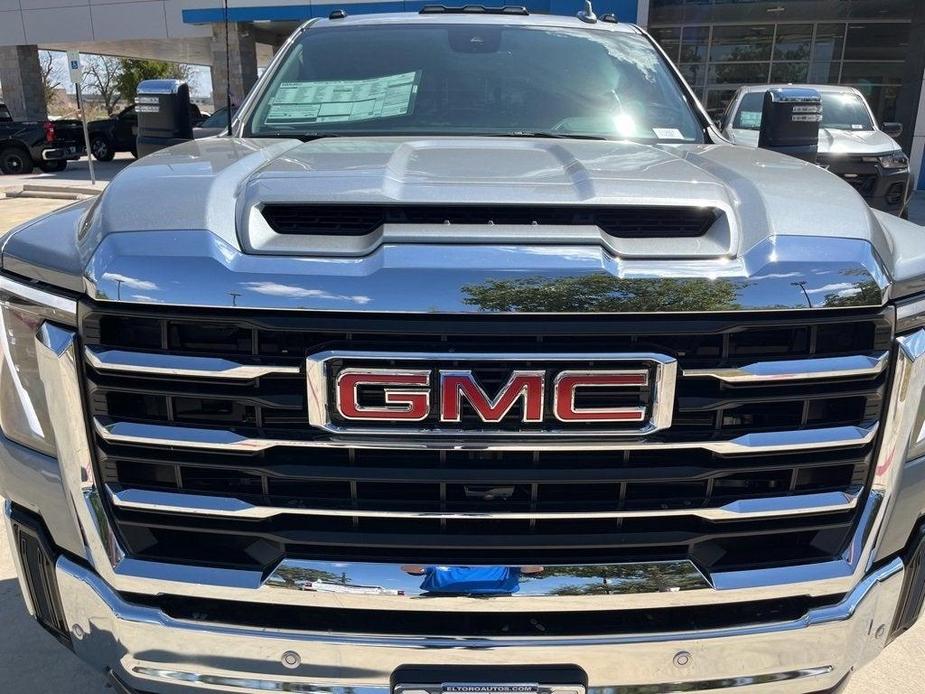 new 2024 GMC Sierra 2500 car, priced at $83,070