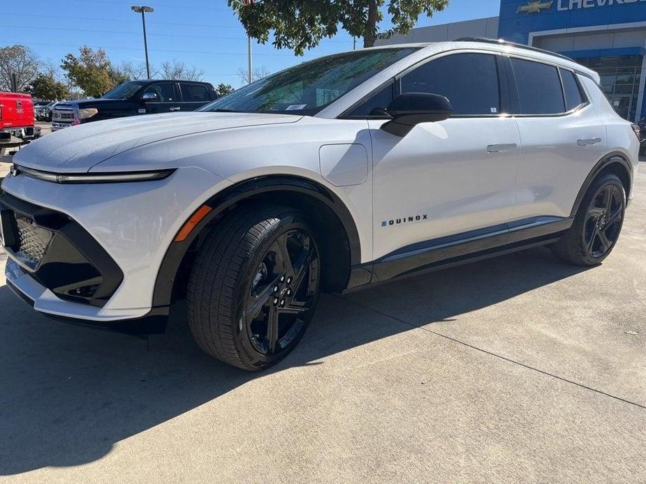 new 2025 Chevrolet Equinox EV car, priced at $46,085