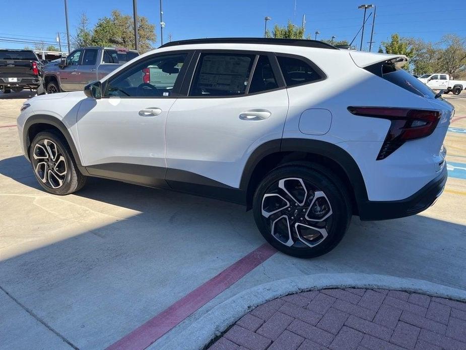 new 2025 Chevrolet Trax car, priced at $26,285