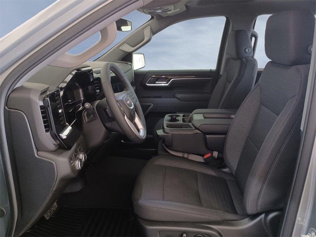 new 2025 GMC Sierra 1500 car, priced at $51,078