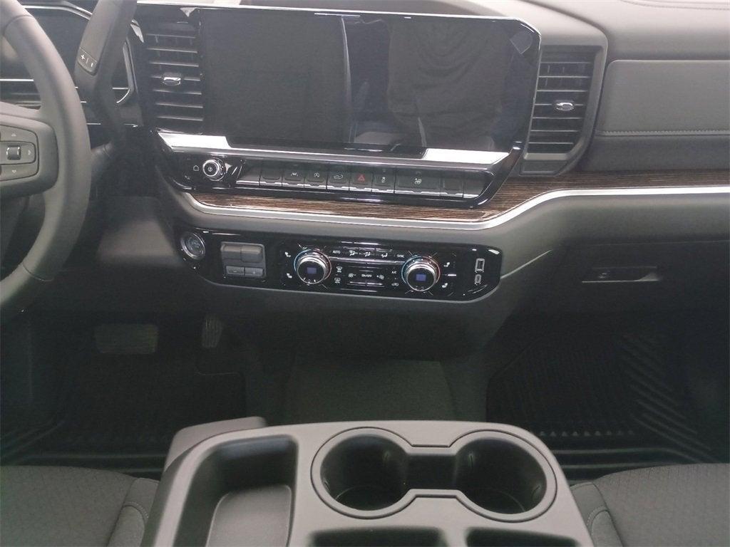 new 2025 GMC Sierra 1500 car, priced at $51,078