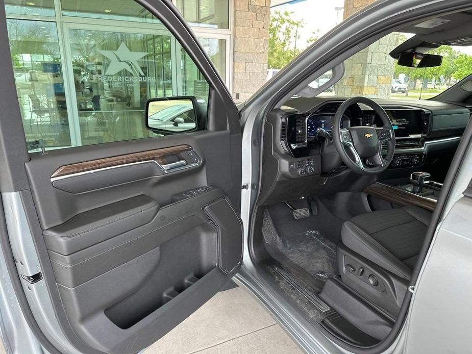 new 2024 Chevrolet Silverado 1500 car, priced at $57,645