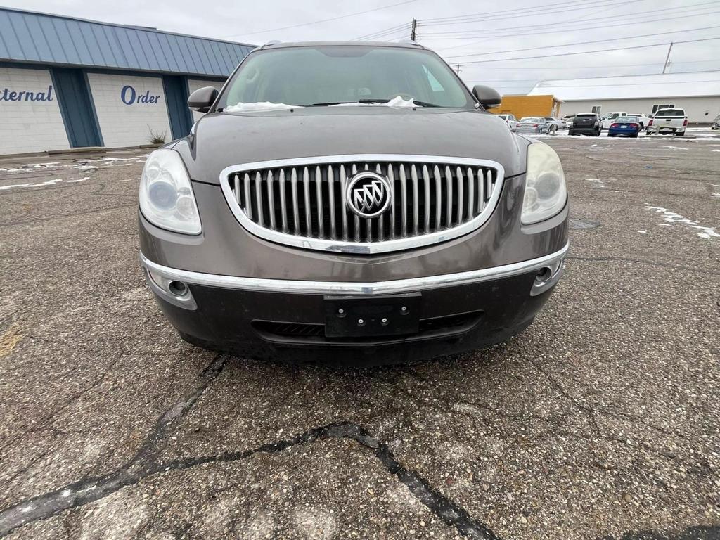 used 2010 Buick Enclave car, priced at $3,800