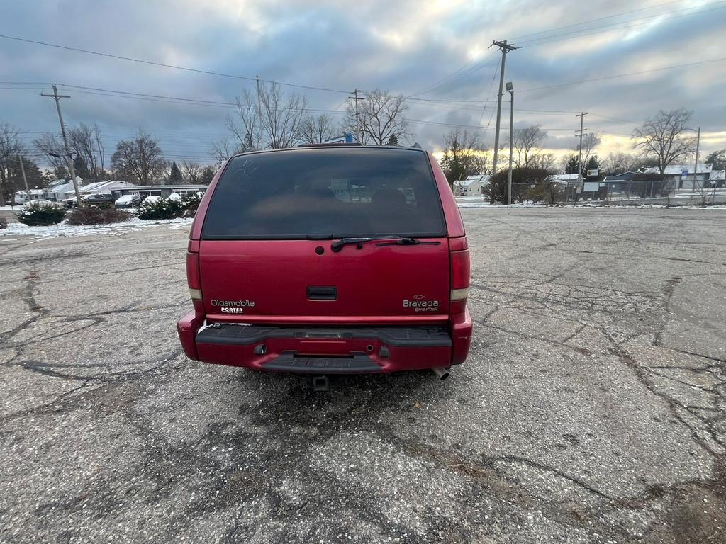 used 2000 Oldsmobile Bravada car, priced at $2,500