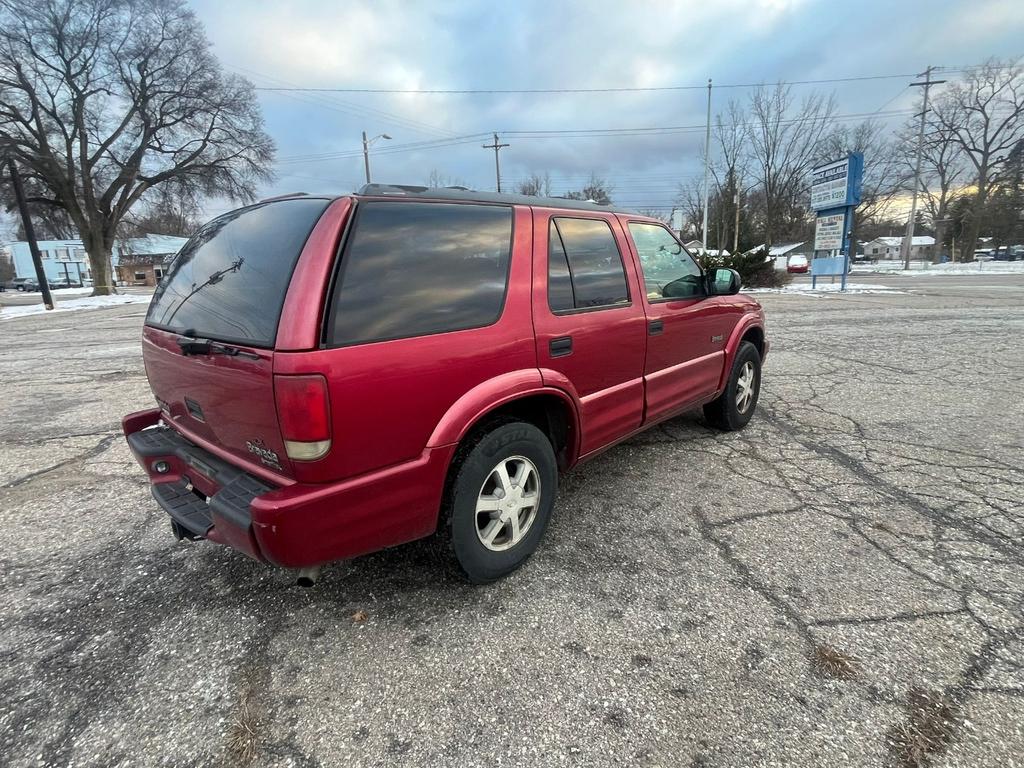 used 2000 Oldsmobile Bravada car, priced at $2,500