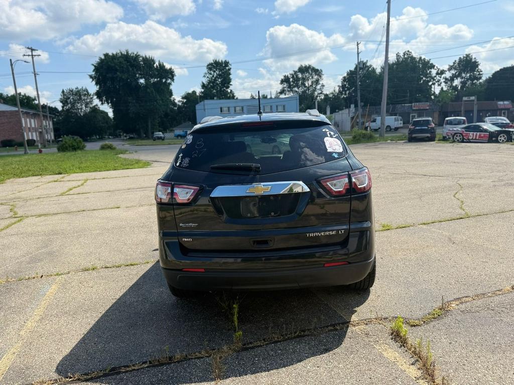 used 2015 Chevrolet Traverse car, priced at $5,200