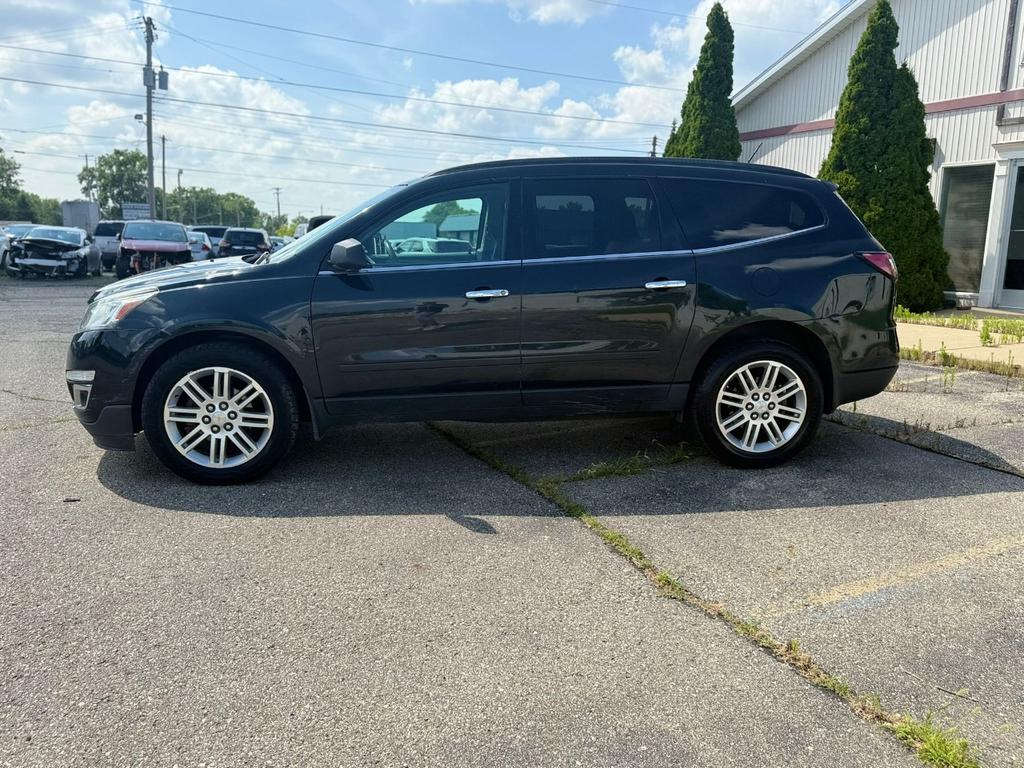 used 2015 Chevrolet Traverse car, priced at $5,200