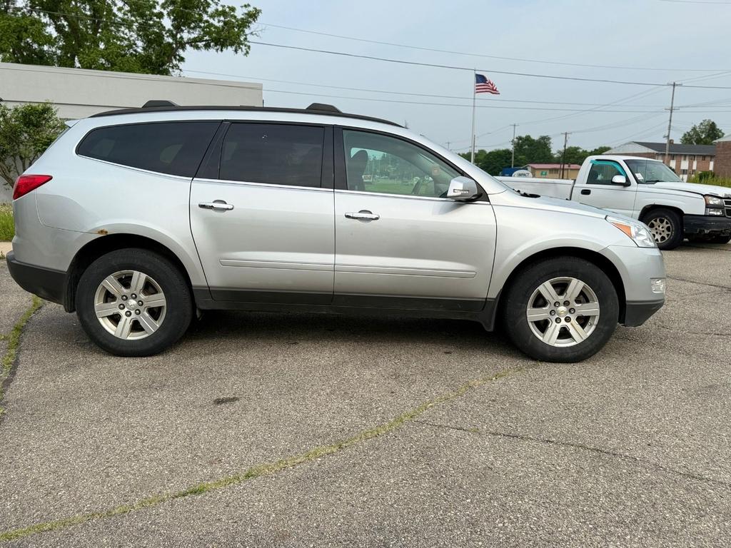 used 2012 Chevrolet Traverse car, priced at $3,500