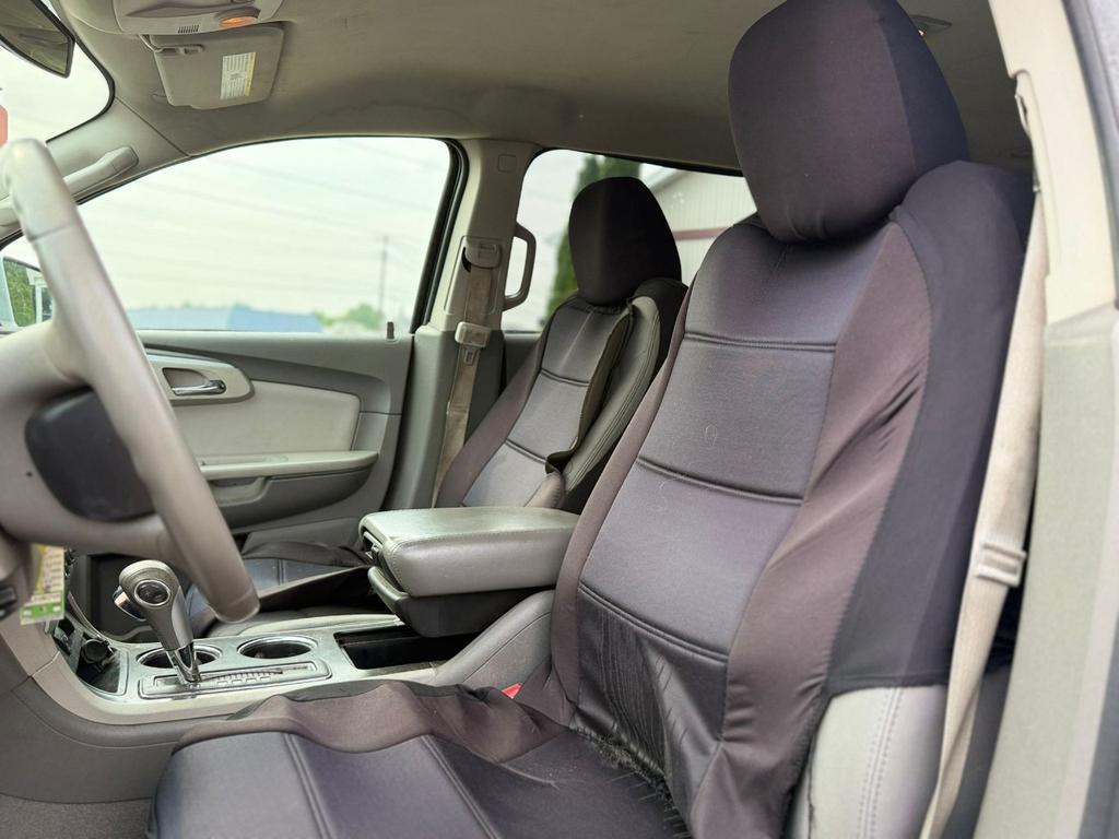 used 2012 Chevrolet Traverse car, priced at $3,500