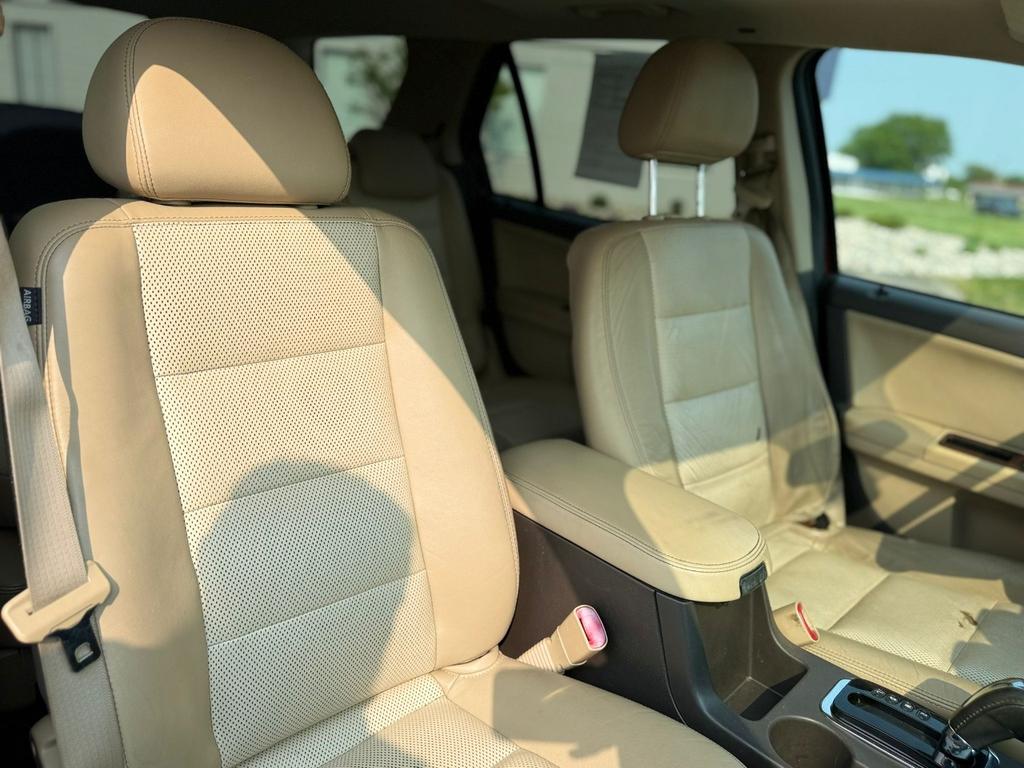 used 2008 Ford Taurus X car, priced at $3,999