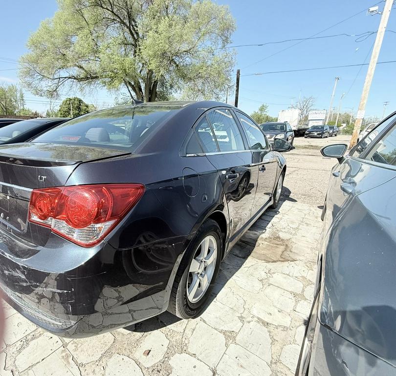 used 2014 Chevrolet Cruze car, priced at $5,200