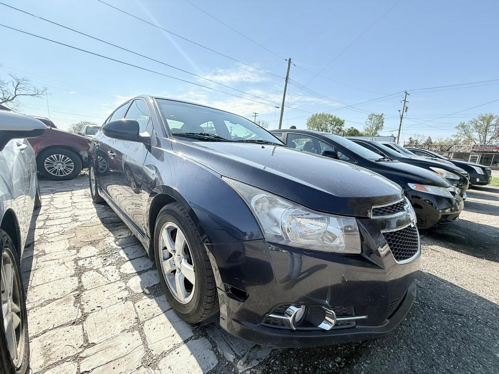 used 2014 Chevrolet Cruze car, priced at $5,200