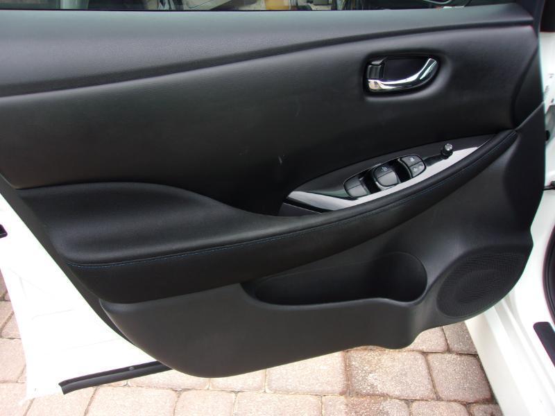 used 2019 Nissan Leaf car, priced at $8,997