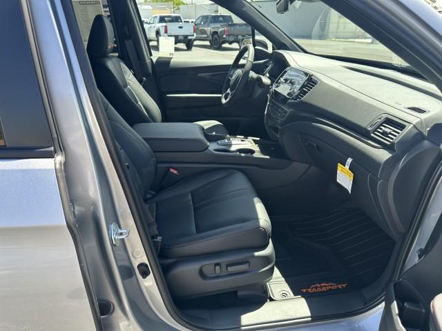 new 2025 Honda Ridgeline car, priced at $44,998