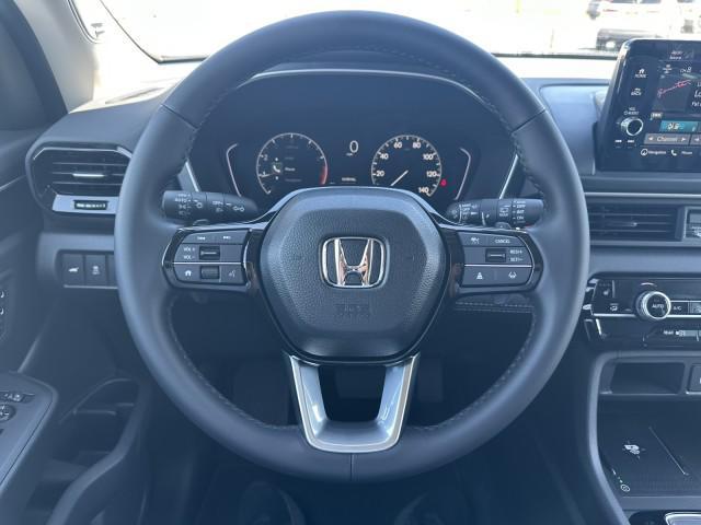new 2025 Honda Pilot car, priced at $49,998
