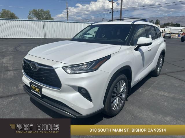 new 2025 Toyota Highlander car, priced at $55,423