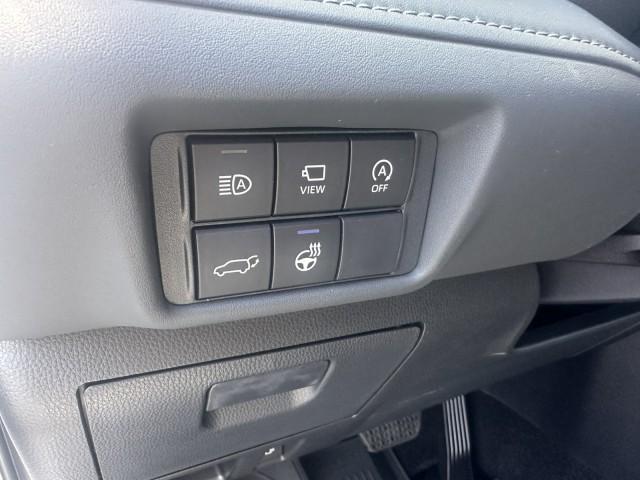 new 2025 Toyota Highlander car, priced at $55,423