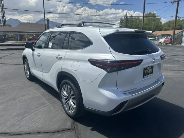 new 2025 Toyota Highlander car, priced at $55,423