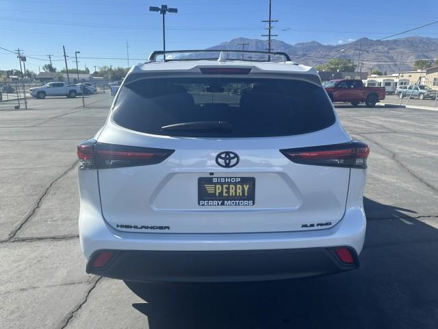 new 2025 Toyota Highlander car, priced at $48,943