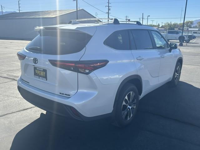 new 2025 Toyota Highlander car, priced at $48,943
