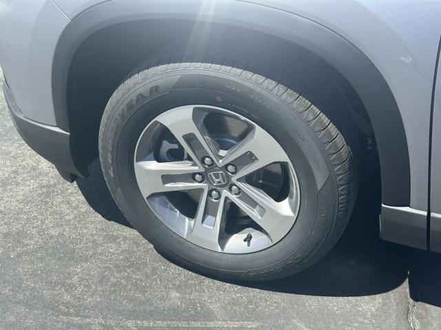 new 2025 Honda Pilot car, priced at $45,998