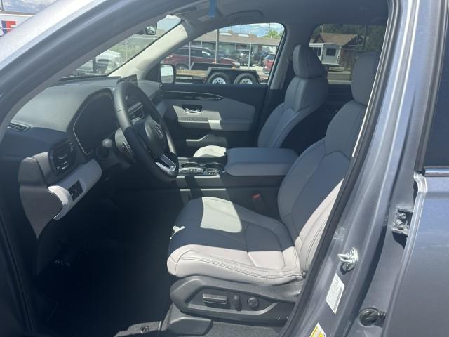 new 2025 Honda Pilot car, priced at $45,998