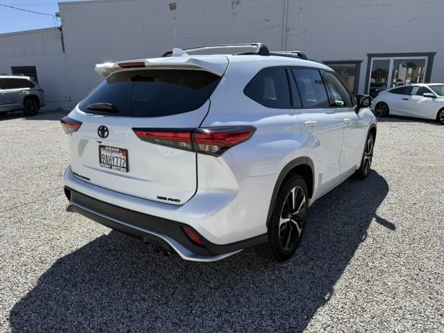 used 2022 Toyota Highlander car, priced at $37,998