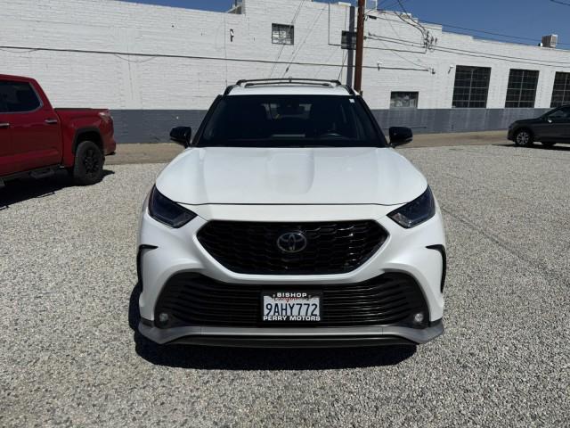 used 2022 Toyota Highlander car, priced at $37,998