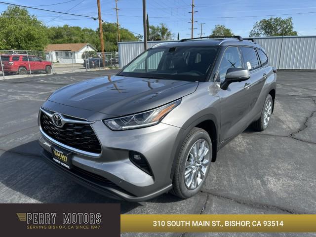 new 2025 Toyota Highlander Hybrid car, priced at $54,358
