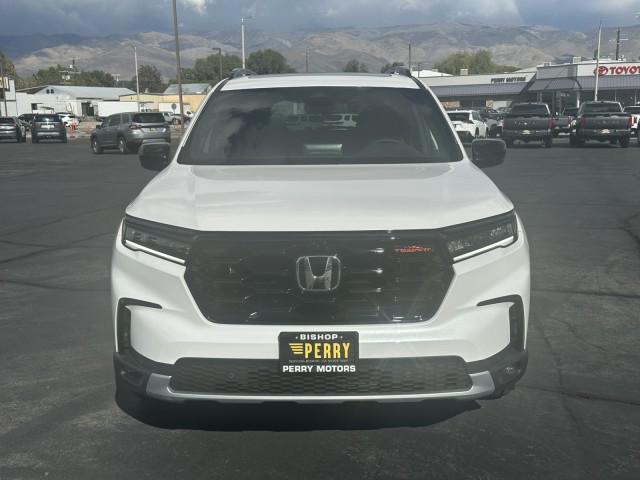 new 2025 Honda Pilot car, priced at $49,998