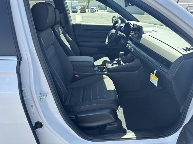 new 2025 Honda CR-V Hybrid car, priced at $38,000