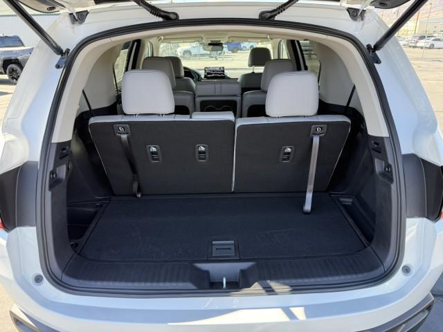 new 2025 Honda Pilot car, priced at $46,505