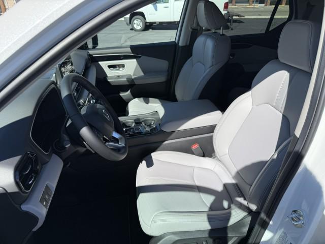new 2025 Honda Pilot car, priced at $46,505