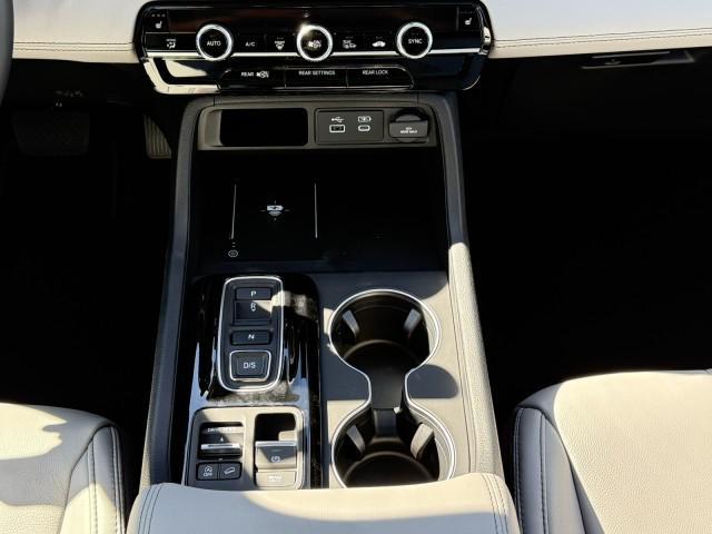 new 2025 Honda Pilot car, priced at $46,505