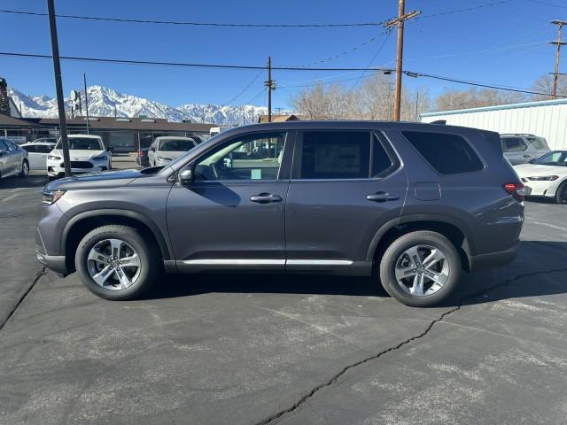 new 2025 Honda Pilot car, priced at $45,998