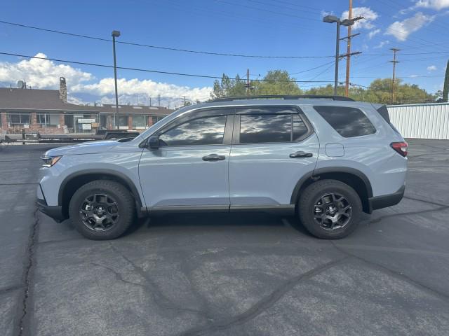 used 2024 Honda Pilot car, priced at $45,998