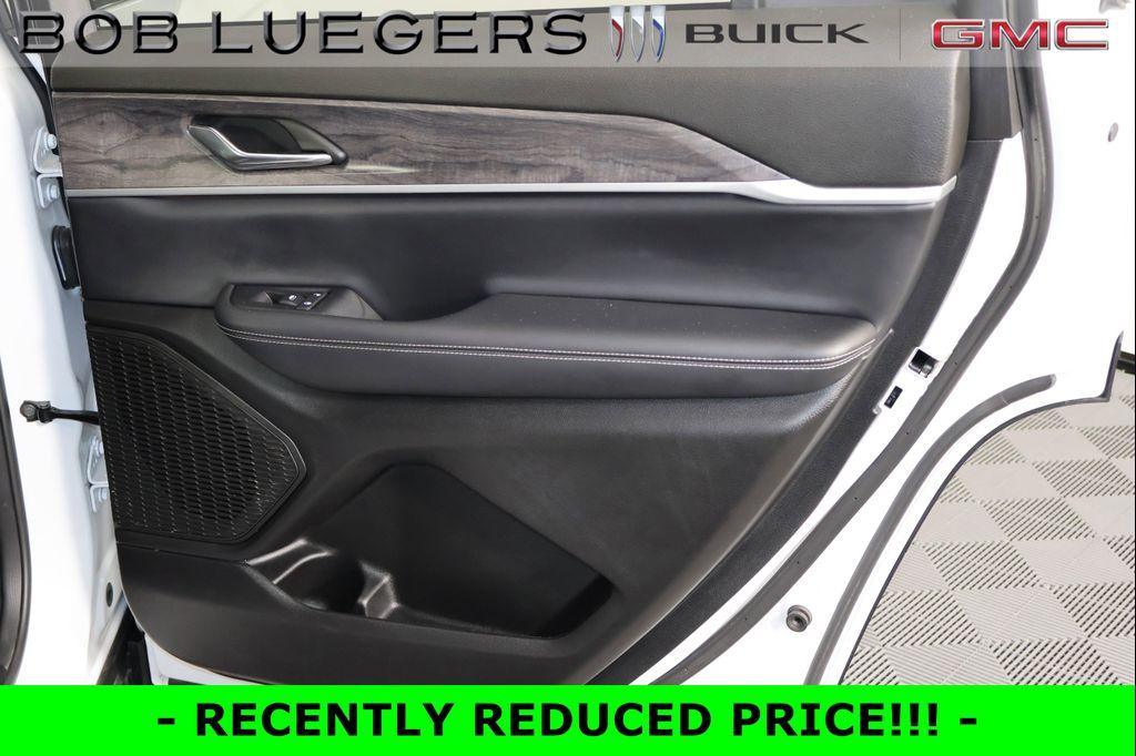 used 2024 Jeep Grand Cherokee L car, priced at $37,659