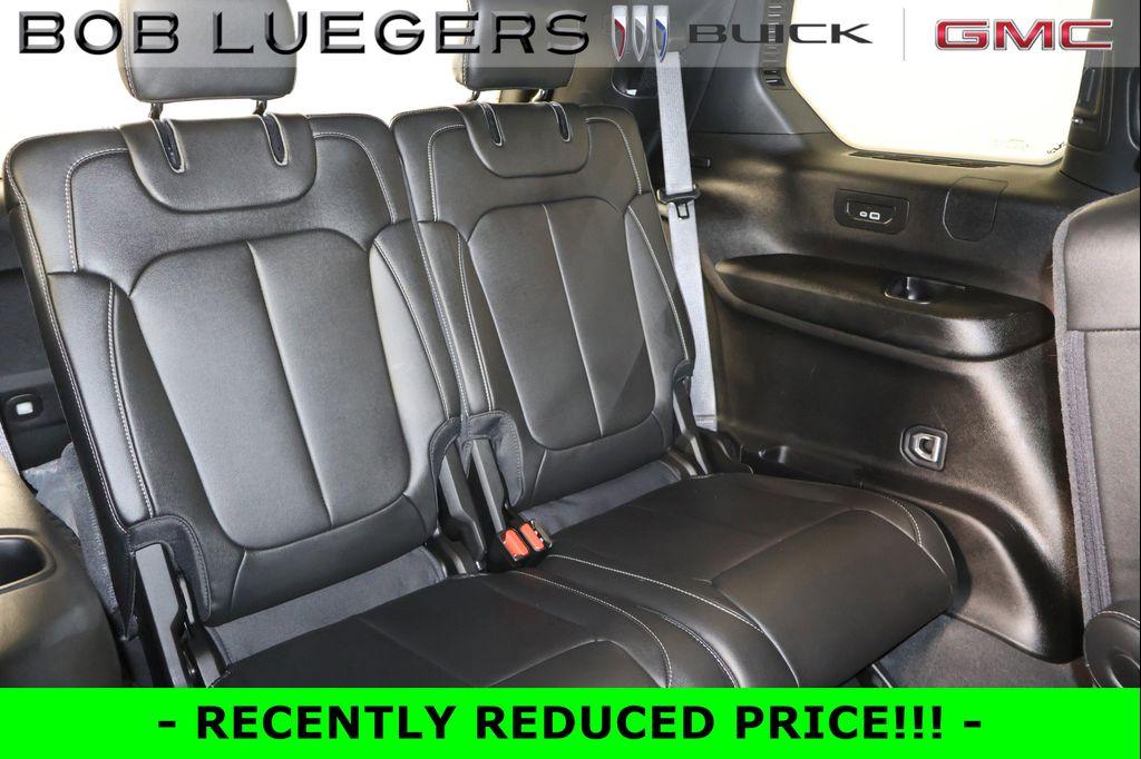 used 2024 Jeep Grand Cherokee L car, priced at $37,659