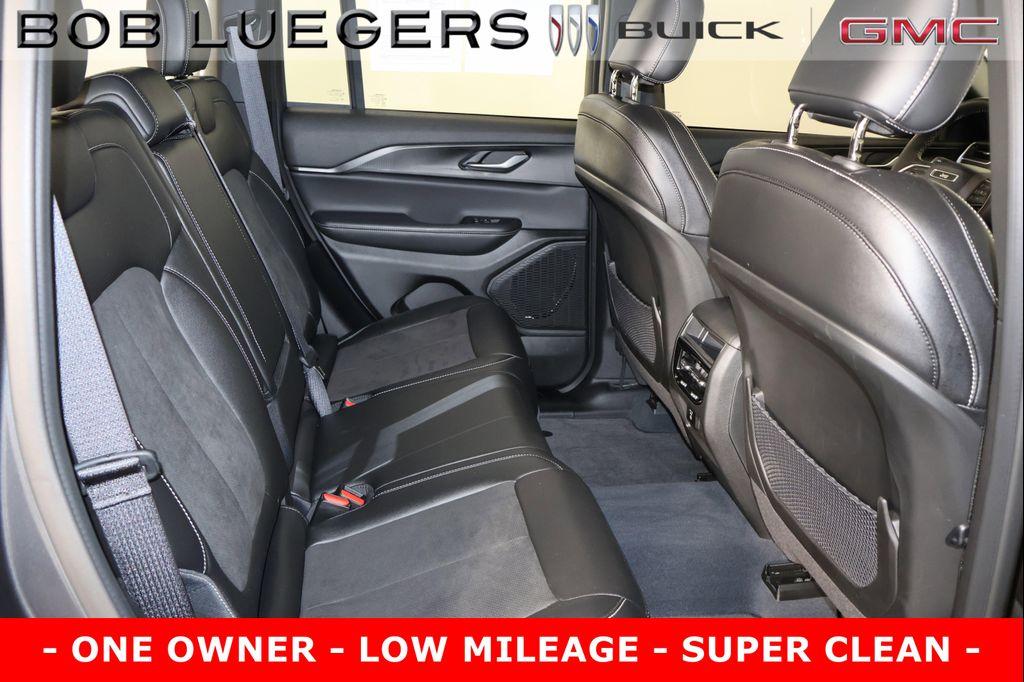 used 2023 Jeep Grand Cherokee car, priced at $35,989