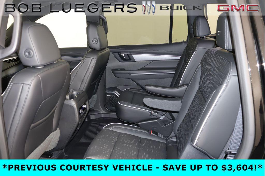 new 2025 Buick Enclave car, priced at $51,986