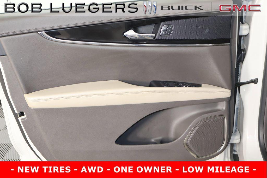 used 2022 Lincoln Nautilus car, priced at $35,944