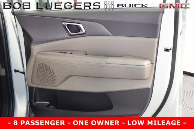 used 2025 Kia Carnival car, priced at $42,456