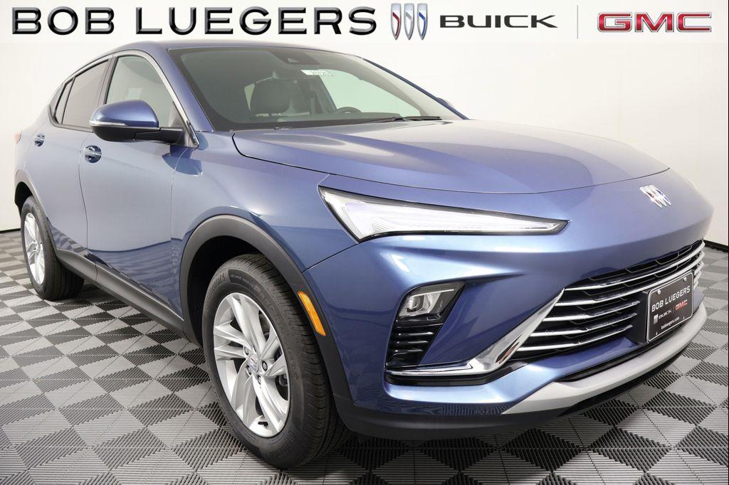 new 2025 Buick Envista car, priced at $26,635