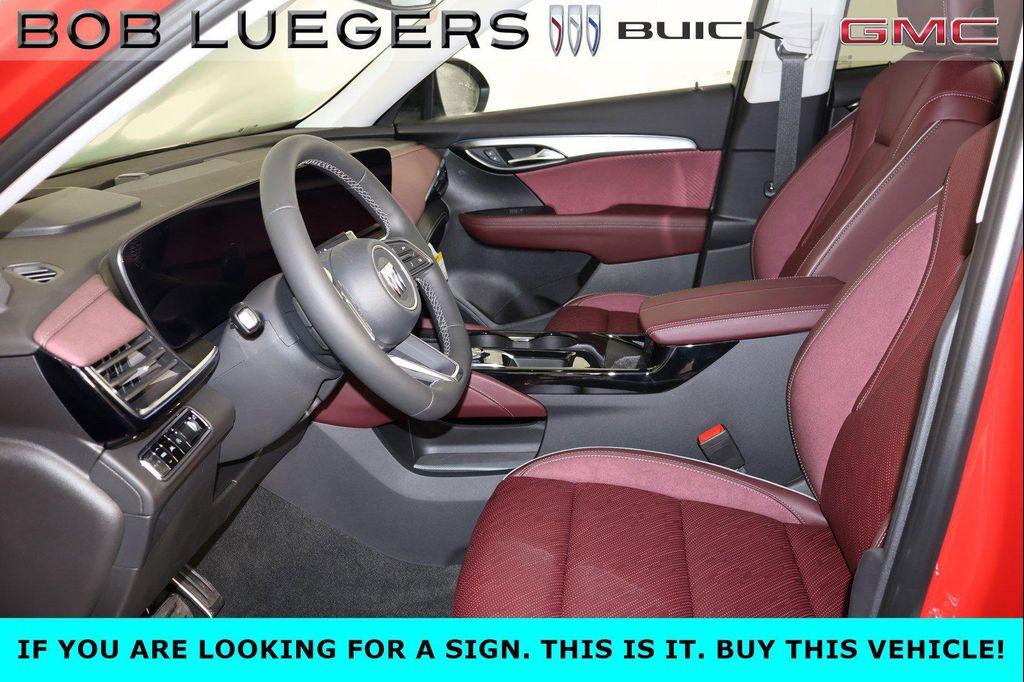 new 2025 Buick Envision car, priced at $39,992