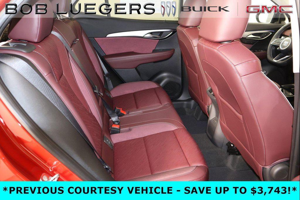 new 2025 Buick Envision car, priced at $39,992