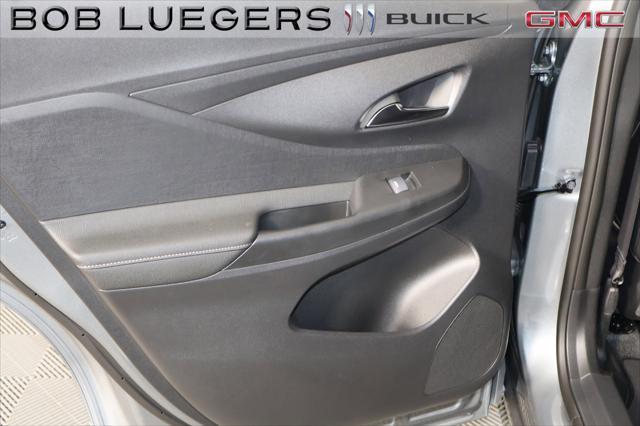 new 2025 Buick Envista car, priced at $30,222